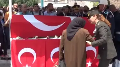 Ak Partili Başkan Uğur, Son Yolculuğuna Uğurlandı