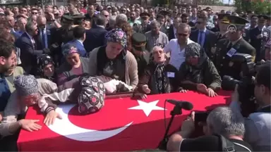 Şehit Başçavuş Fevzi Kıral Son Yolculuğuna Uğurlandı