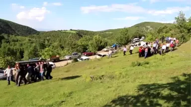 Silahlı Kavgada Hayatını Kaybeden Baba ve Oğlu Yan Yana Toprağa Verildi