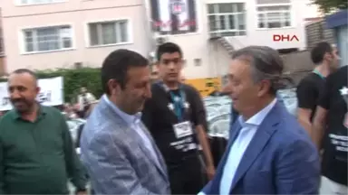 Beşiktaşlı Taraftarlar Avcılar'da Önce Iftar Yaptı Sonra Şampiyonluğu Kutladı