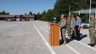 Akar, Askerlerle Bayramlaştı, Yaralı Güvenlik Korucularını Ziyaret Etti