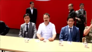 Başkale'de Emekli Olan Güvenlik Korucularına Veda Yemeği