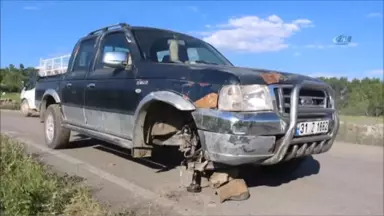 Bayram Ziyaretine Gitmek İçin Yola Çıktı, 2 Gündür Tamirci Bekliyor