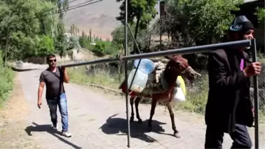 15 Temmuz'u Unutmayan Kaleboğazlılar Kaleye Bayrak Diktiler