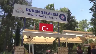 Kuruyan Şelalelerde 