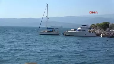 Bodrum Eski Bakan Çelik'ten Mavi Tur Keyfi