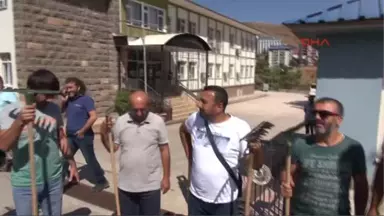 Tunceli'de Orman ve Su İşleri Bakanlığına Yangın Protestosu