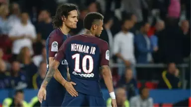 Duran Top Krizinden Sonra Neymar, Cavani'den Özür Diledi