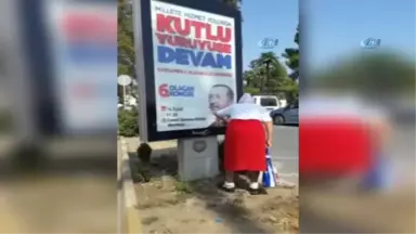 Yaşlı Kadının Cumhurbaşkanı Sevgisi