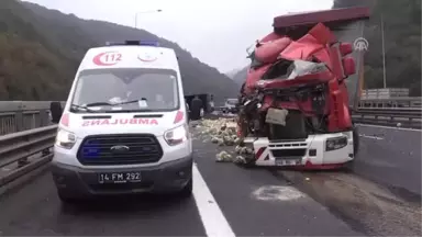 Anadolu Otoyolu'nda Trafik Kazası: 3 Yaralı (2)