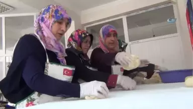 Tokat'ta Yöresel Ürünlere Kadın Eli Değdi