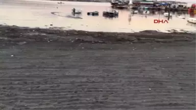 Tekirdağ'da Deniz 10 Metre Çekildi