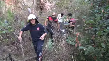 Antalya'da Falezlerde Erkek Cesedi Bulundu