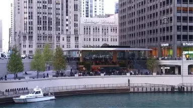 Apple Chicago'da Çatısı 