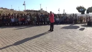 Midyat'ta Bulunan Sığınmacılar Konserde Gönüllerince Eğlendi