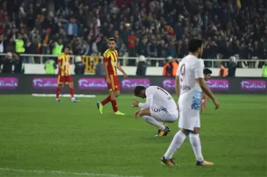 Malatya'daki 1-0'lık Yenilgi Sonrası Trabzonspor'da 6 Yönetim Kurulu Üyesi İstifa Etti