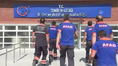 Afad'ın Kahramanları Minik Azra'yı Unutamıyor