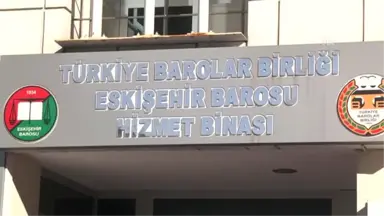 Baroda El Sıkmama Tartışması - Baro Başkanı Öztekin