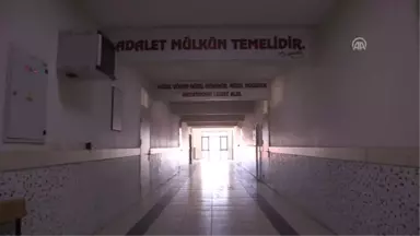 Temsili Duruşma Salonunda Meslek Öğreniyorlar