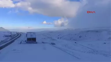 Kayseri Erciyes Beyaza Büründü