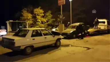 Erzincan'da Trafik Kazası: 4 Yaralı