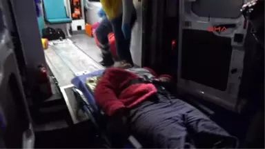 Konya Ak Partilileri Taşıyan Minibüs Kaza Yaptı; Eski Vekil ile 8 Kişi Yaralandı