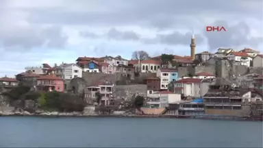 Bartın Amasra Kalesinde Yıkılma Tehlikesi