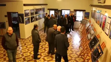 Aydın'dan Gelip Edremit'te Fotoğraf Sergisi Açtılar