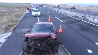 Aksaray'da Aynı Yerde İki Ayrı Kaza: 1 Ölü, 4 Yaralı