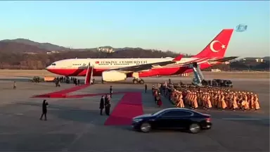 Başbakan Yıldırım, Güney Kore'de Resmi Törenle Karşılandı