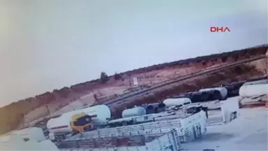 Gaziantep Nizip'te Kaza 5 Ölü, 3 Yaralı