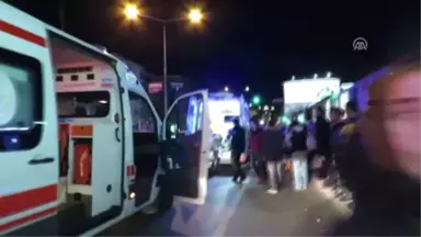 Kadıköy'de Trafik Kazası: 2 Yaralı