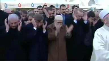 İbrahim Çağlar Son Yolculuğuna Uğurlandı