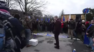 Aşırı Sağcı Liderlerin Konferansı Protesto Edildi