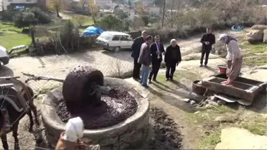 Muğla'da Ayak Yağı Geleneğini Sürdürüyorlar