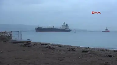 Çanakkale Boğazı'ndan Geçen Gemi Makine Arızası Yaptı