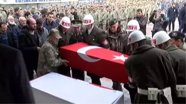 Şehit Er Adem Akpınar, Erzincan'da Son Yolculuğuna Uğurlandı