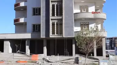 Adıyaman İnşaat İskelesi 8'inci kattan Düştü: 1 Ölü, 1 Yaralı