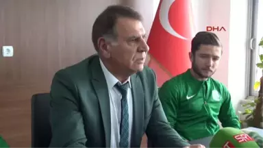 Sivas Belediyespor, 3 Futbolcuyla Sözleşme İmzaladı