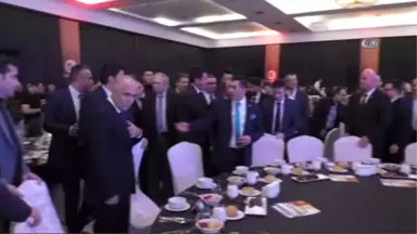 Bakan Zeybekci, 