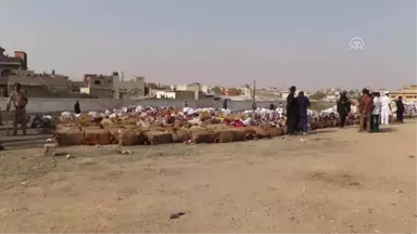 Dünya Gümrük Günü'nde Alkol Şişeleri Kepçe ve Silindirle Ezildi