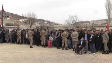 Şehitlerimizi Uğurluyoruz - Şehit Piyade Uzman Çavuş Sarıaslan'ın Cenaze Töreni