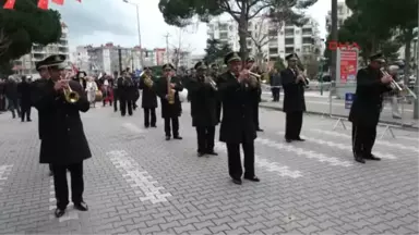 Balıkesir Edremit'te Zeytin Hasat Sonu Şenliğinde Renkli Görüntüler