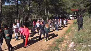 Antalya Gelidonya Feneri'ne Yürüdüler