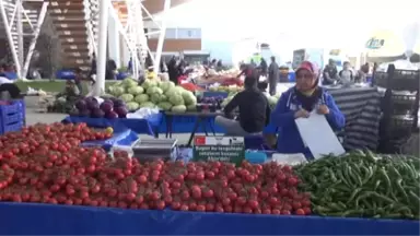 Manavgat Semt Pazarında Tezgahlar Mehmetçik İçin Açıldı