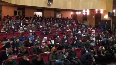 Bingöl-Rençber Aziz'in Hayatı Tiyatro Sahnesine Taşındı