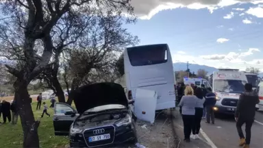 Öğrencileri Taşıyan Otobüs Kaza Yaptı: 1'i Ağır 18 Yaralı