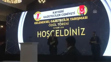 Bakan Özhaseki, Geleneksel Gazetecilik Yarışması Ödül Töreni