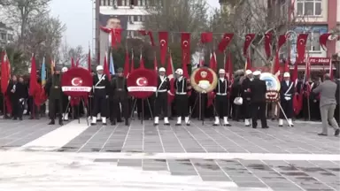 18 Mart Şehitleri Anma Günü ve Çanakkale Deniz Zaferi'nin 103. Yıl Dönümü -Atatürk Anıtı'na Çelenk