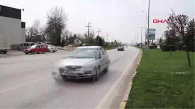 Düzce Azrail Kılığındaki Oyuncudan Trafikte İlginç Uyarı